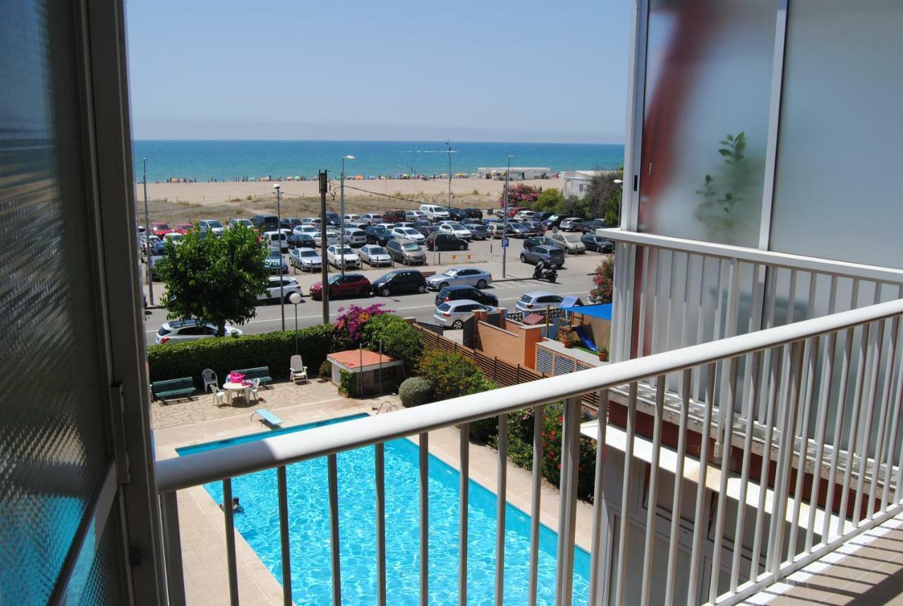 Apartamento Maraka Playa Castelldefels Buitenkant foto